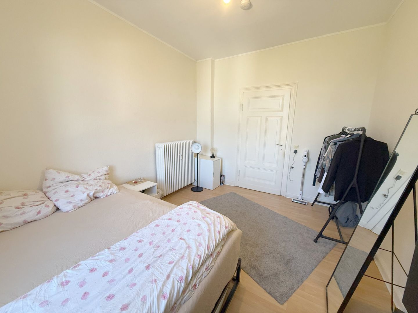 Ansicht 8 von: Reserviert! Im Herzen von Neuss: Helles Apartment mit Duschbad im charmanten Altbau in der Neusser Innenstadt